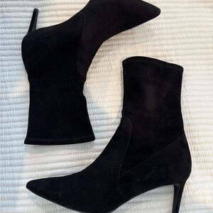 Stuart Weitzman Wren 75 Black Suede Ankle Boots